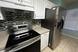 2348 SW 42nd Dr, Gainesville, FL 32607 - Photo 4