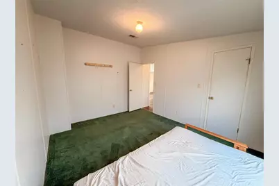 16251 SE 161st Court, Weirsdale, FL 32195 - Photo 10