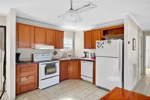 12825 SE 115th Ave, Ocklawaha, FL 32179 - Photo 10