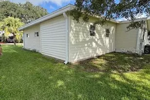 1222 Zapata Pl, Lady Lake, FL 32159 - Photo 14