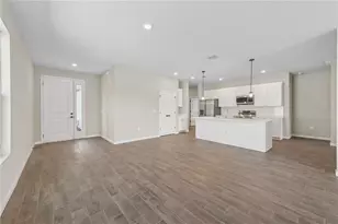 17867 SW 68th Pl, Dunnellon, FL 34432 - Photo 4