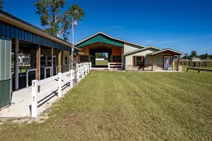 20221 SW 5th Pl, Dunnellon, FL 34431 - Photo 8