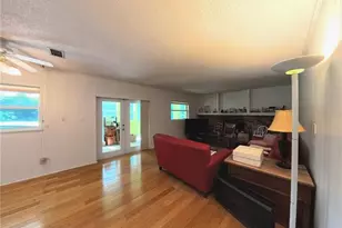 2146 NE 7th St, Ocala, FL 34470 - Photo 6