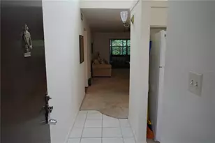 2415 NE 7th St, Ocala, FL 34470 - Photo 6