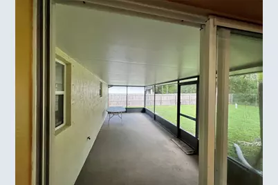 421 NW Helicon Avenue NW, Palm Bay, FL 32907 - Photo 16