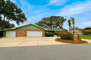 35 SE Chinica Dr, Summerfield, FL 34491 - Photo 4