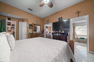 1010 Raining Meadows Ln, Orlando, FL 32824 - Photo 26