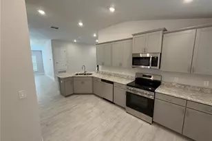 3242 NE 46th Ave, Ocala, FL 34470 - Photo 2