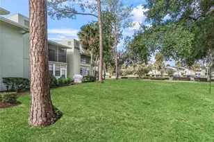 622 Fairways Cir, Ocala, FL 34472 - Photo 2