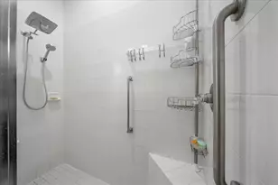 25008 Cypress Pond Ct, Leesburg, FL 34748 - Photo 46