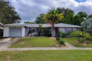 2240 W Howard Pl, Citrus Springs, FL 34434 - Photo 2
