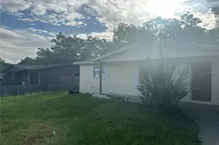 9 S Lee St, Beverly Hills, FL 34465 - Photo 2