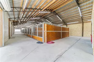 1285 NW 102nd Blvd, Wildwood, FL 34785 - Photo 4