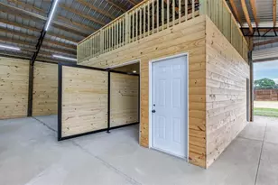 1285 NW 102nd Blvd, Wildwood, FL 34785 - Photo 6