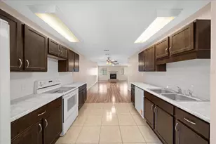 3702 NE 17th St, Ocala, FL 34470 - Photo 14