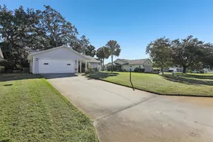 304 Brigadoon Cir, Leesburg, FL 34788 - Photo 4