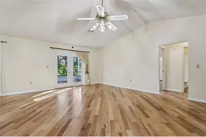 304 Brigadoon Circle, Leesburg, FL 34788 - Photo 10