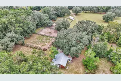 19597 SE 70th Lane, Morriston, FL 32668 - Photo 10