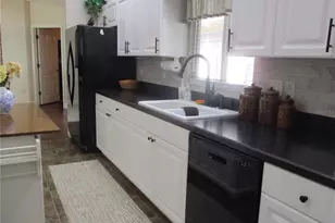 11228 SW 138th Pl, Dunnellon, FL 34432 - Photo 10