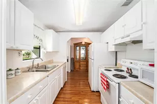 10085 SE 126th Pl, Belleview, FL 34420 - Photo 16