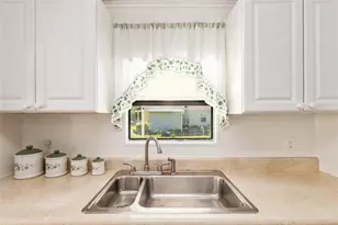 10085 SE 126th Pl, Belleview, FL 34420 - Photo 18