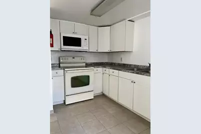 8236 Fairways Circle #D102, Ocala, FL 34472 - Photo 8