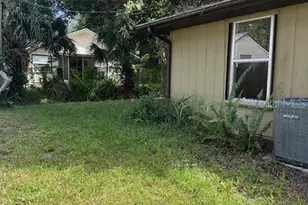 16 45th Ave, Vero Beach, FL 32968 - Photo 2