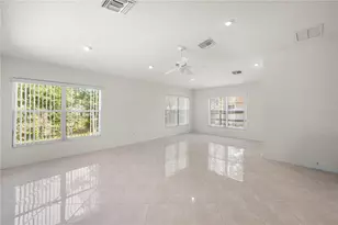 9319 SE 161st Pl, Summerfield, FL 34491 - Photo 12