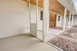 4991 SE 212th Ct, Morriston, FL 32668 - Photo 8