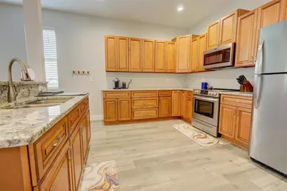 4991 SE 212th Court, Morriston, FL 32668 - Photo 10