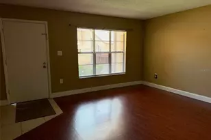 2442 NE 7th St, Ocala, FL 34470 - Photo 4