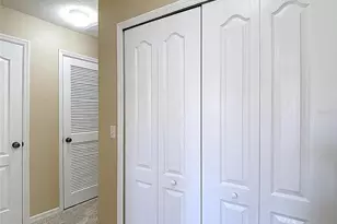 4510 Limerick Dr, Tampa, FL 33610 - Photo 36