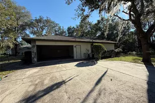 9231 SW 197th Cir, Dunnellon, FL 34432 - Photo 2