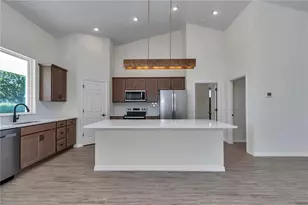 1916 NW 80th St, Ocala, FL 34475 - Photo 18