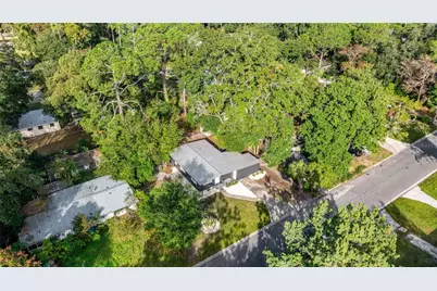 2840 NE 10th Dr, Gainesville, FL 32609 - Photo 4