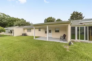 8677 SW 95th Ln, Ocala, FL 34481 - Photo 6