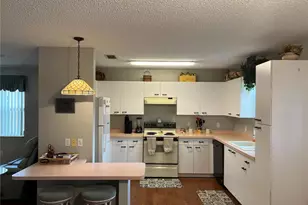 1161 Del Toro Dr, Lady Lake, FL 32159 - Photo 12