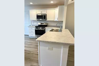 618 Nielsen Place, The Villages, FL 32163 - Photo 10