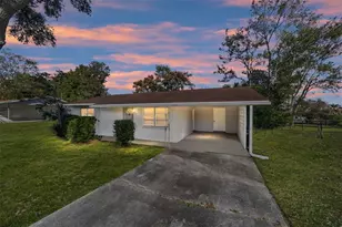 21529 SW Honeysuckle St, Dunnellon, FL 34431 - Photo 2