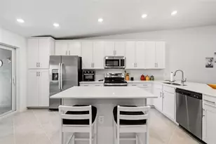 17475 Opal Sand Dr, Venice, FL 34293 - Photo 4