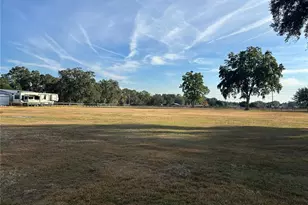 14525 NW Hwy 464B, Morriston, FL 32668 - Photo 18