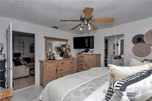 16391 S Magnolia Ave, Summerfield, FL 34491 - Photo 20