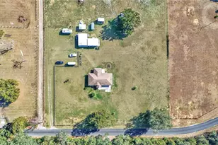 16391 S Magnolia Ave, Summerfield, FL 34491 - Photo 2