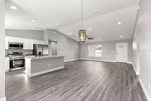 8276 SE 158th St, Summerfield, FL 34491 - Photo 10