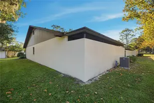 1720 NE 38th Ave, Ocala, FL 34470 - Photo 4