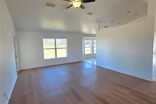 12 Juniper Loop Dr, Ocala, FL 34480 - Photo 2