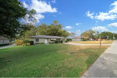 2810 SE Lake Weir Avenue, Ocala, FL 34471 - Photo 4