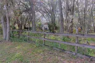 240 SE 165th Court Rd, Silver Springs, FL 34488 - Photo 14