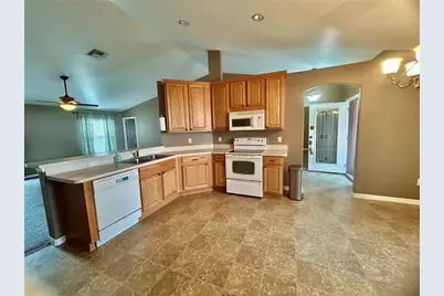 2514 NE 30th Avenue, Ocala, FL 34470 - Photo 8