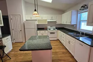 3930 NE 8th St, Ocala, FL 34470 - Photo 6